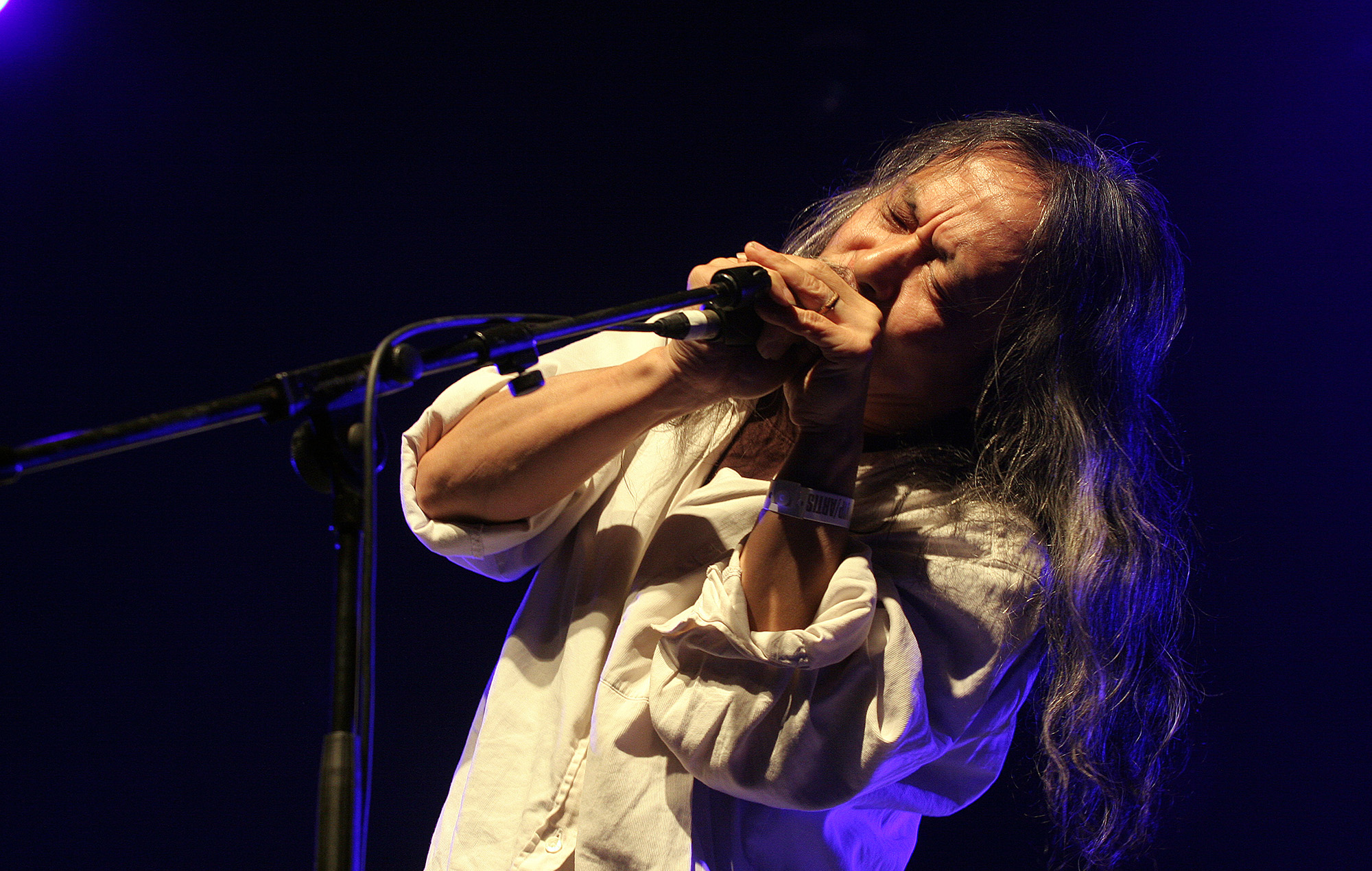 Damo Suzuki performing at All Tomorrow’s Parties, Nightmare Before Xmas (ATP) on December 9, 2007, in Minehead, England, photo by Stefan Jeremiah/WireImage via Getty Images